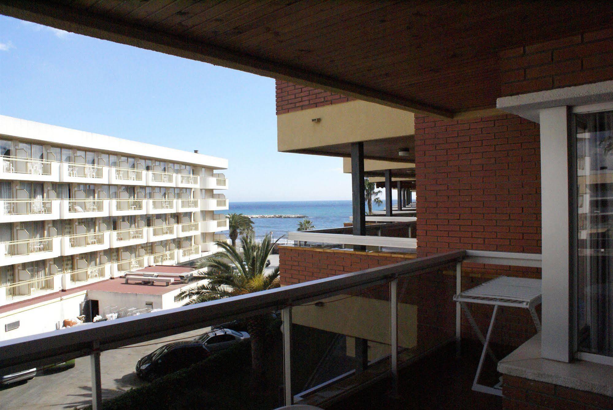 Apartaments Voralmar - Mas D'En Gran Cambrils Ngoại thất bức ảnh